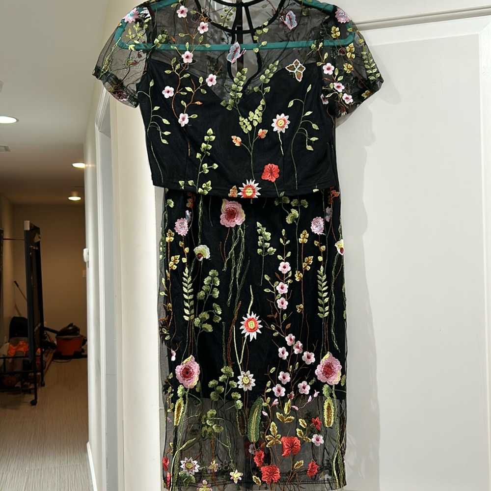Gorgeous black and floral co-ord set! Never worn!